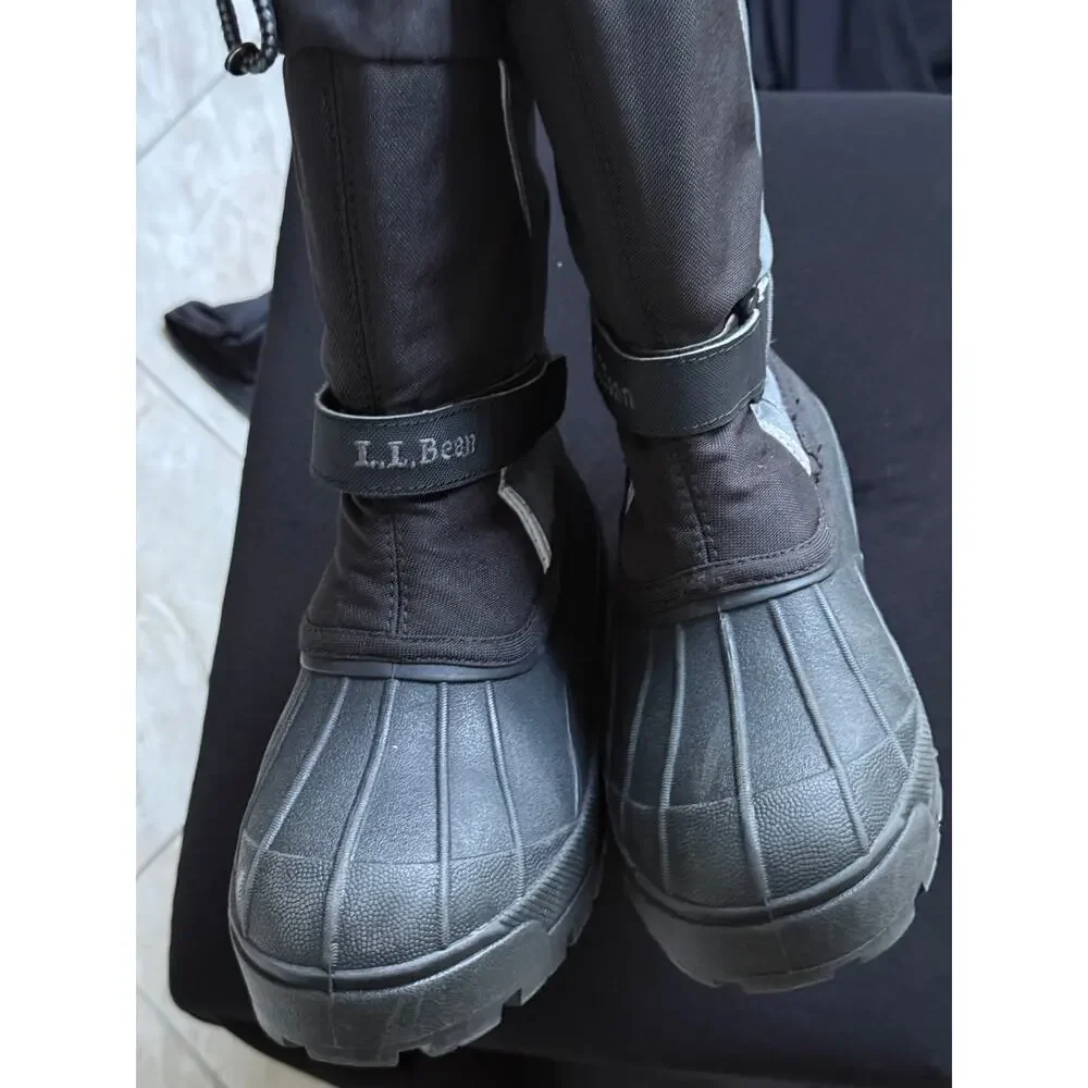 L.L. Bean Kids Size 4 Winter Snow Boots Waterproof Insulated Black Gray